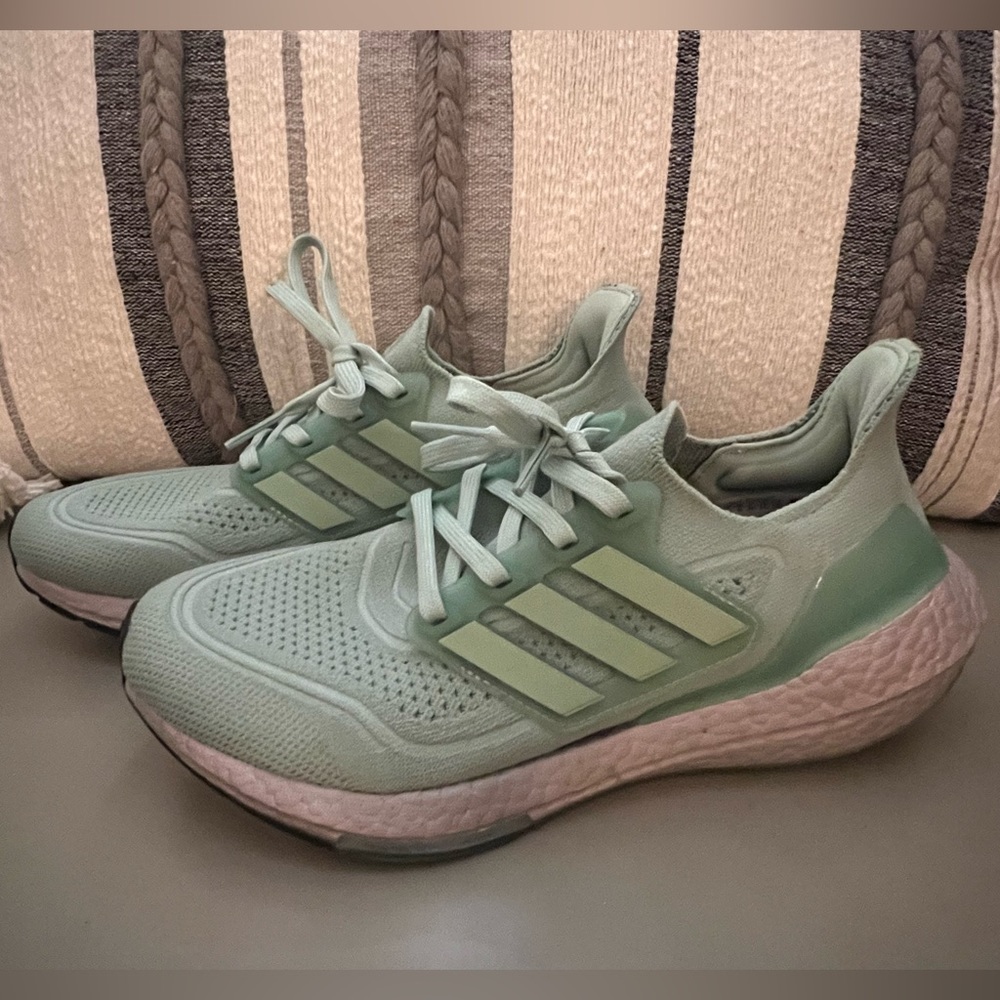 Adidas Ultraboost Womens tennis shoes sneakers